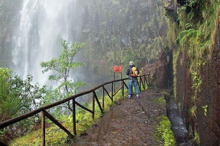 Levada do Rabaçal / 25 Fountains