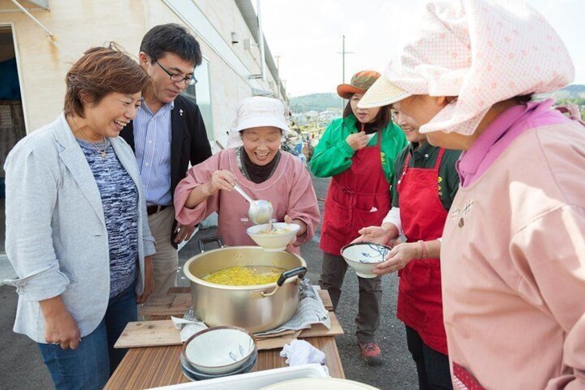 Sanriku Reconstruction National Park Trekking and Fisherman's Lunch Tour