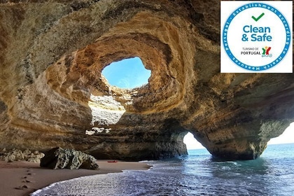 Acceso a la Cueva de Benagil en Kayak Abierto de Nuevo (grupo reducido)