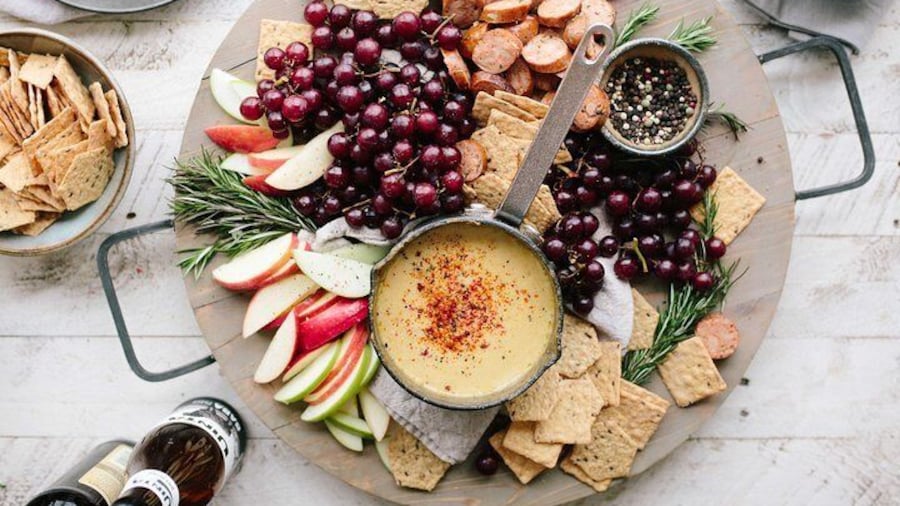 Sharing Plate Food Tour In Frankfurt