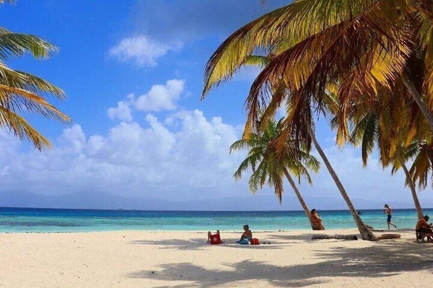 Full day in San Blas, Panama