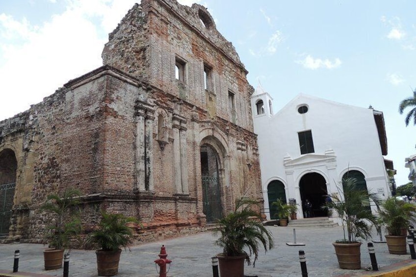 Convent of Santo Domingo Casco Viejo de Panama