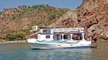 Cruise to Isola Bella & Capotaormina's Blue Grotto