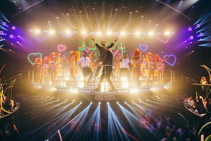 Noche de fiesta en Coco Bongo con recogida en Punta Cana