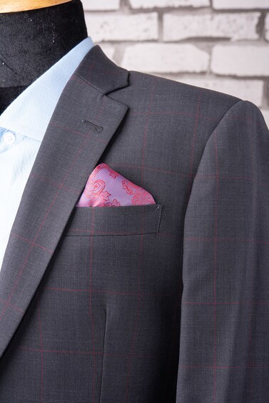 2 Tailor-Made Suits, Shirts & Silk Ties