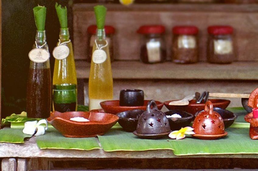 Lombok Half-Day Traditional Herbal Drink Workshop (Jamu Class)