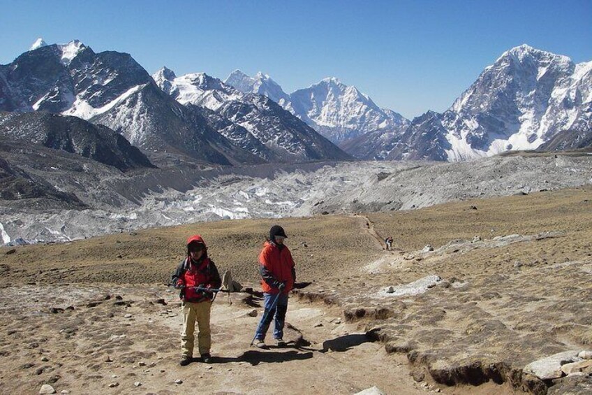 Everest - Cho La Pass - Gokyo Trek