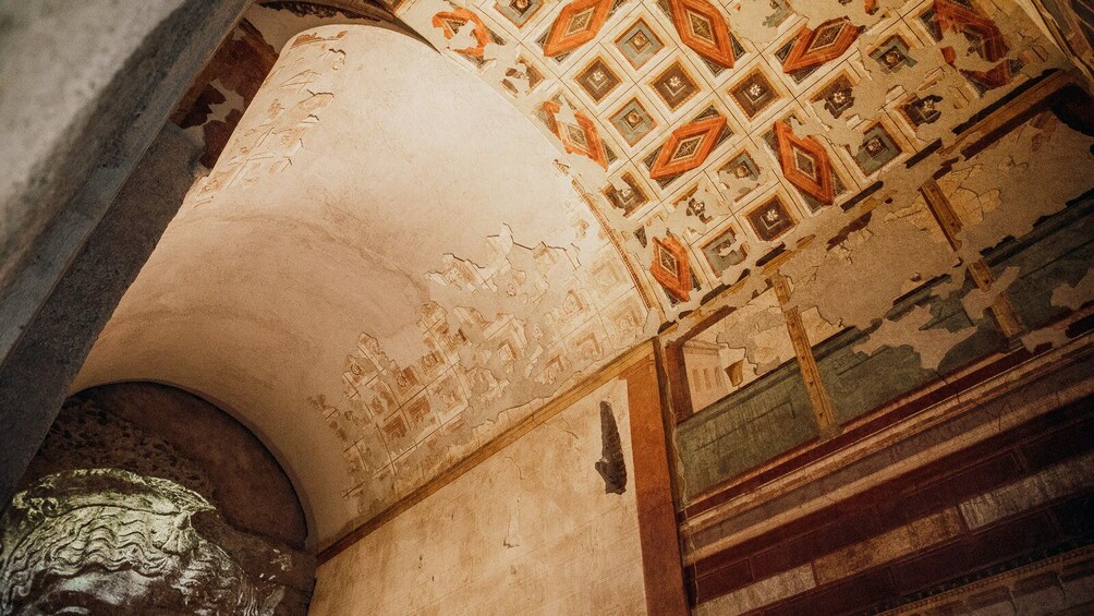 Colosseum, Forum & Palatine Hill Tour with Skip-the-Line & Domus Augusti