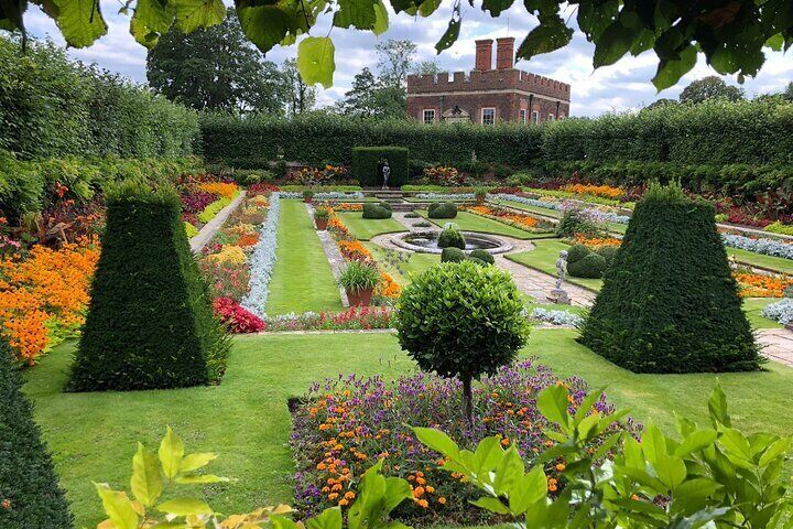 Windsor Castle & Hampton Court Palace Day Trip From London With Entrances