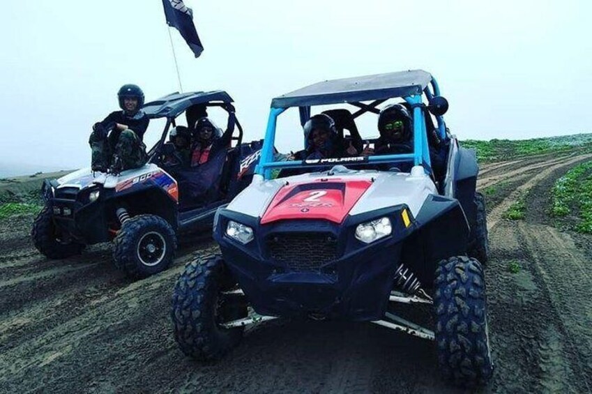 UTV in the desert of Lima