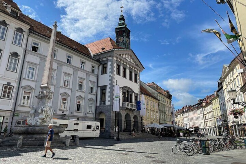 Postojna Cave & Predjama Castle with Tickets and Ljubljana