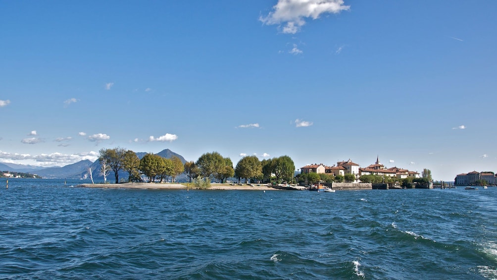 Borromean Islands Hop-On Hop-Off Private Boat Tour