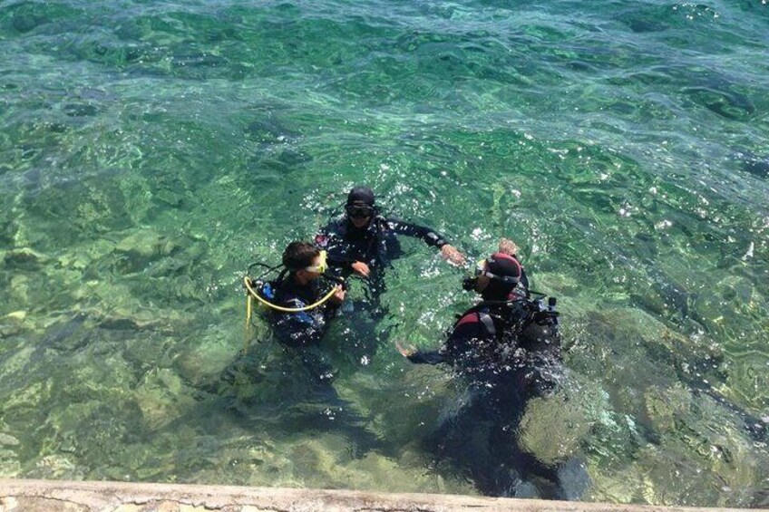 surface preparing before a dive