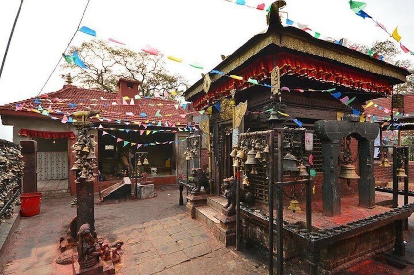 Typical Newari old Towns Bungmati, Khokana and Kirtipur with food tasting Trip