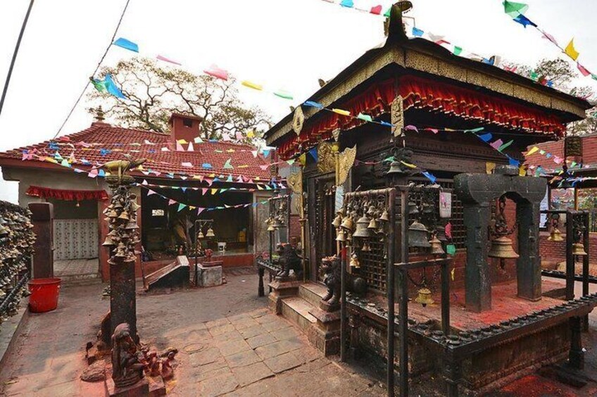 Typical Newari old Towns Bungmati, Khokana and Kirtipur with food tasting Trip