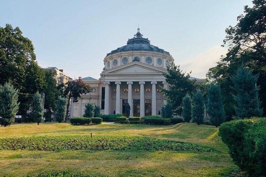 Bucharest City Tour and Wine Tasting – 2.5 hours