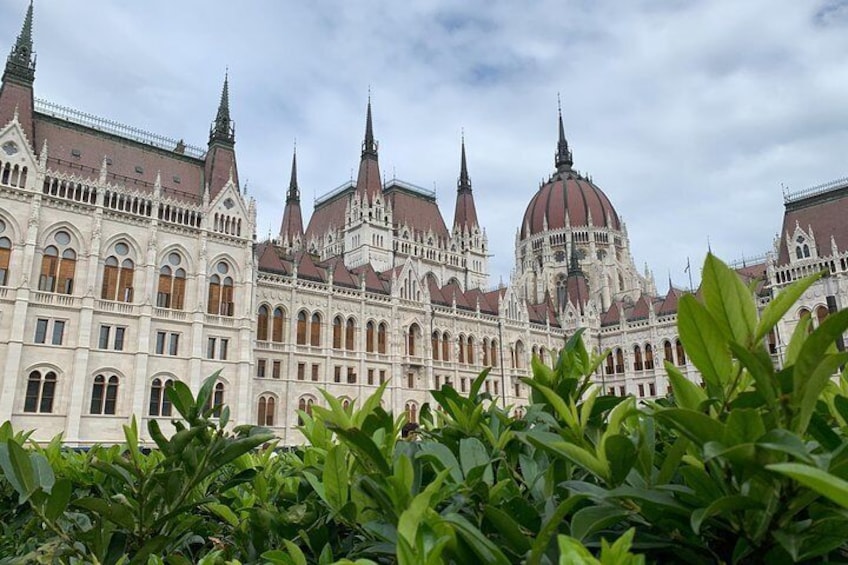 Architectural Walk of Budapest with a Local