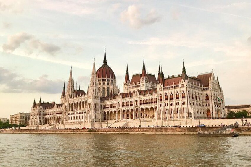 Architectural Walk of Budapest with a Local