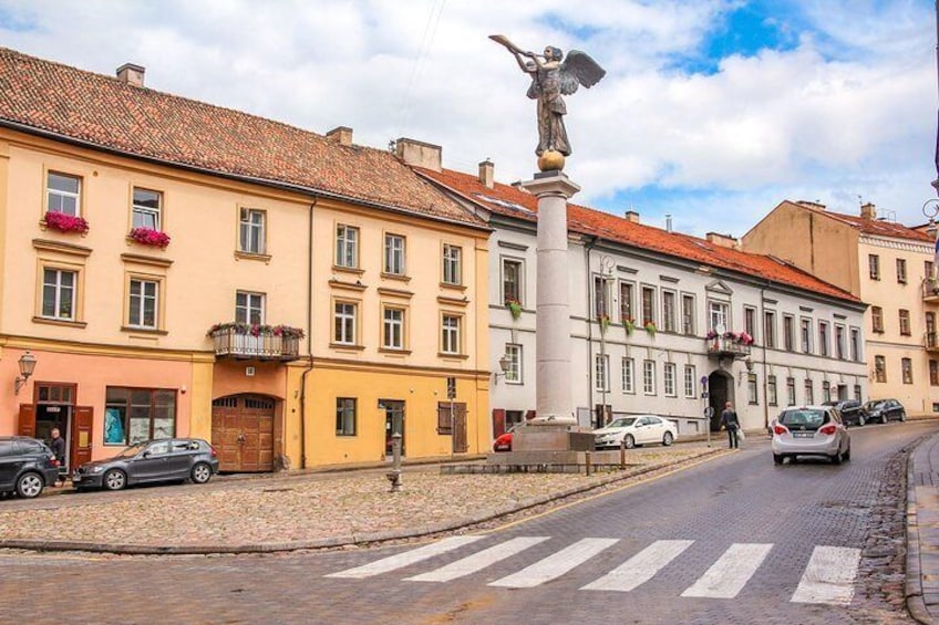 Discover Vilnius in 60 Minutes with a Local