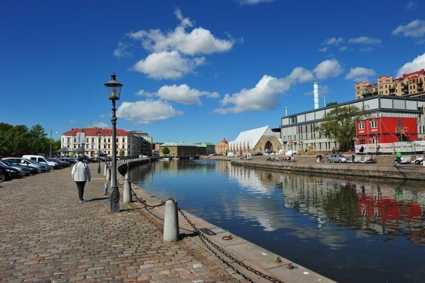 Discover Gothenburg in 60 Minutes with a Local