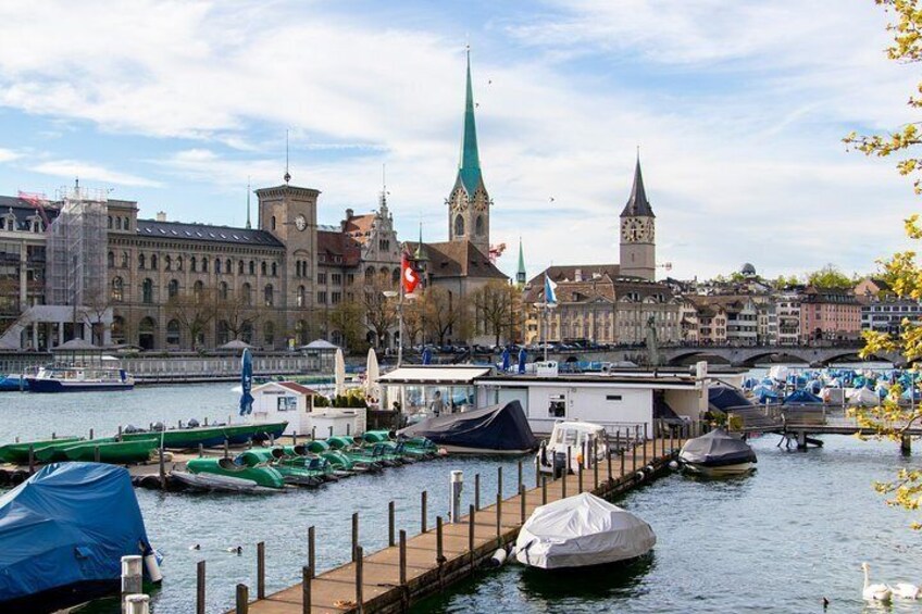 The Photogenic Side of Zurich with a Local