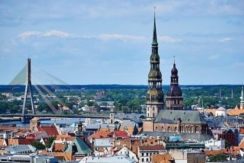 Discover Riga in 60 minutes with a Local