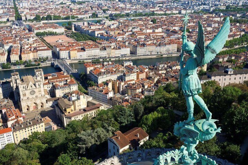 Historic Lyon: Exclusive Private Tour with a Local Expert