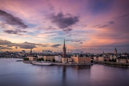 Utforska de instavärdiga platserna i Stockholm med en lokal
