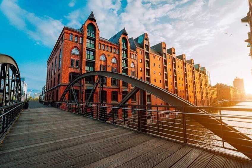 Explore the Instaworthy Spots of Hamburg with a Local
