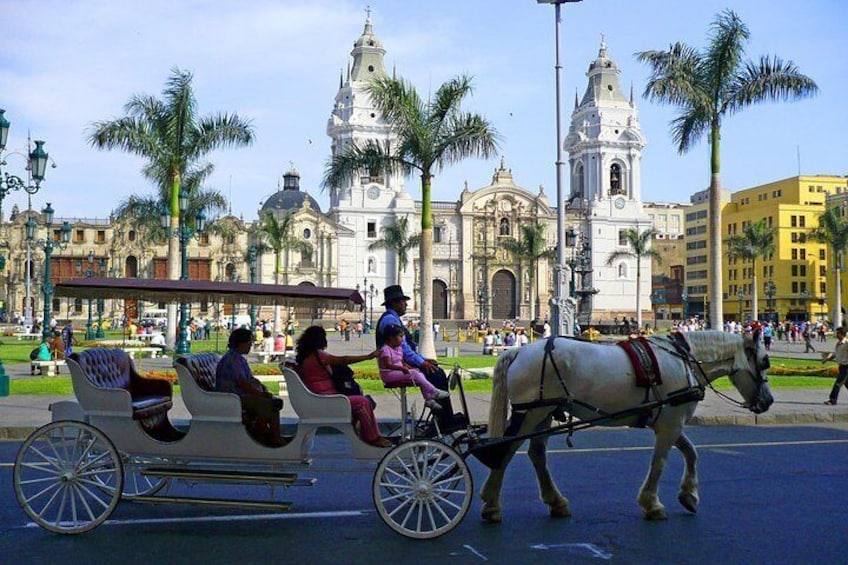 Historical Center. Archbishop's Palace, Lima Cathedral and Municipal Palace