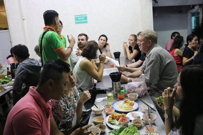 Saigon Vespa By Night Street Food Tour 4,5 Hours