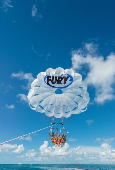 Key West & Parasailing from Fort Lauderdale