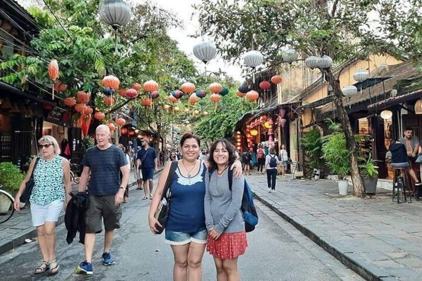 Experience Hoi An City with Walking Tour, Night Market ,Boat Ride with Lantern