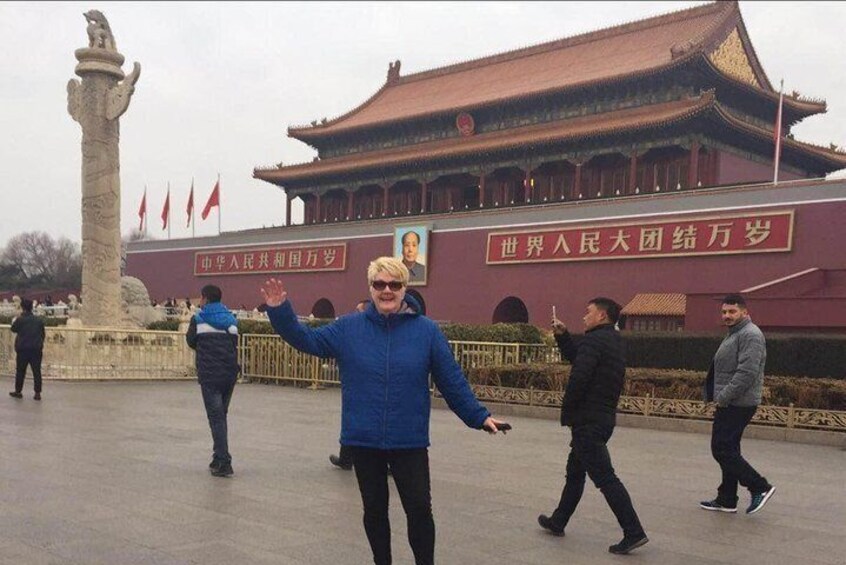 4 Hour Private Walking Tour to Tiananmen Square and Forbidden City 
