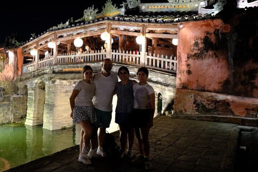 Guided Tour to Marble Mountains & Hoi An Walking Tour , Night Market, Boat Ride