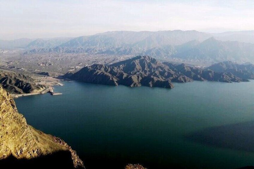 Panoramic Trekking to the Black Edge