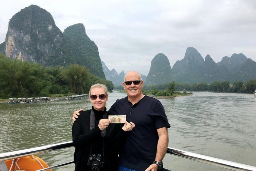 Li River Cruise to Yangshuo Full-Day Private Tour from Guilin