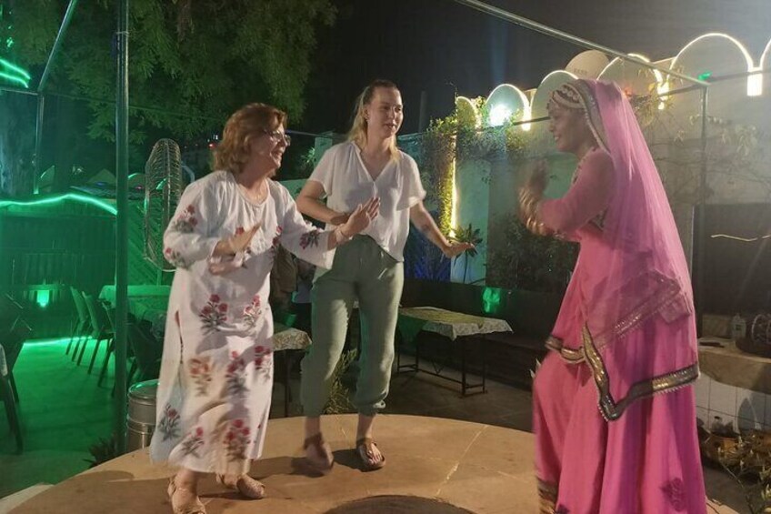 From Delhi : Jaipur Same Day Tour by Car
