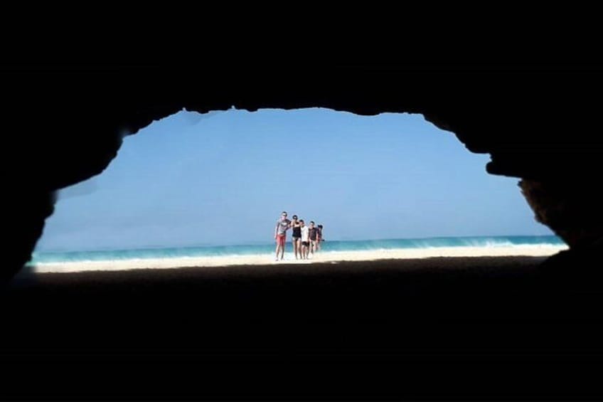 Boa Vista Island: Half-day Tour + Santa Monica Beach by 4x4