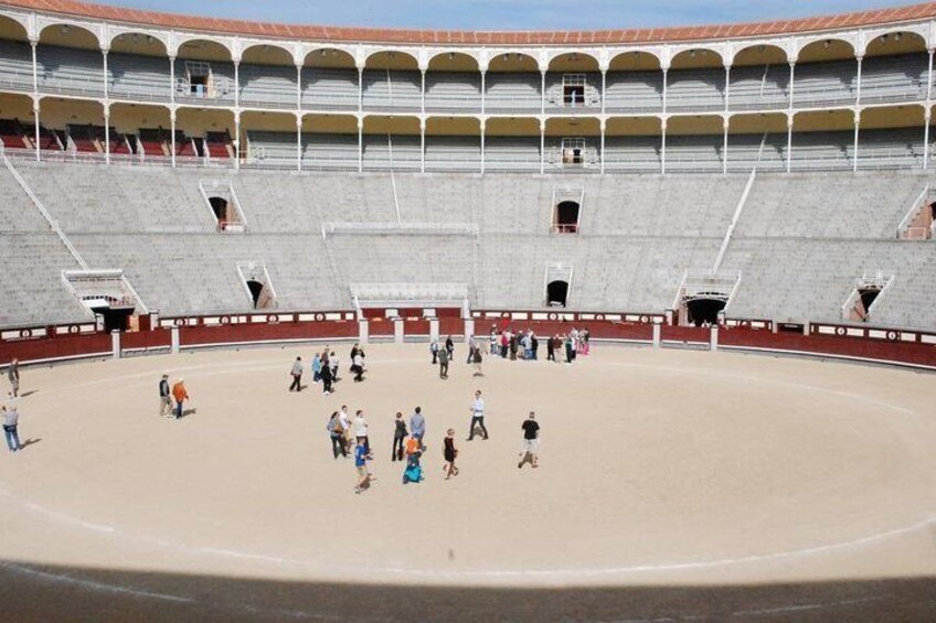 Skip the Line: Show of Salon Bullfighting + Tour of the Bullring