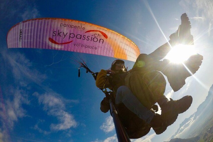 Tandy paragliding
