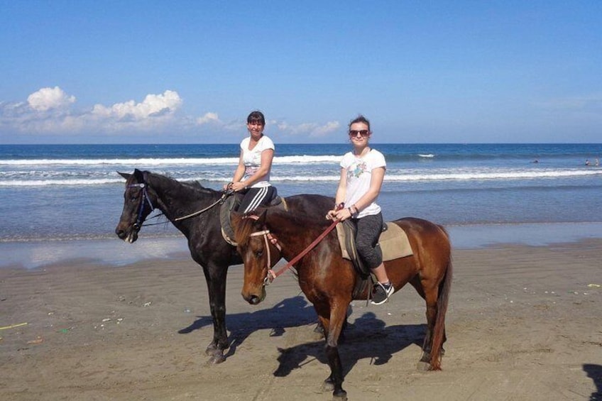 1-Hour Seminyak Beach Horse Riding