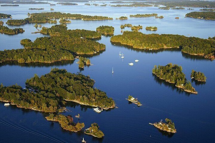 The Ultimate Heart of 1000 Islands Sightseeing Boat Tour