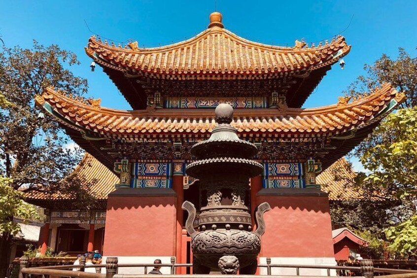 Lama Temple