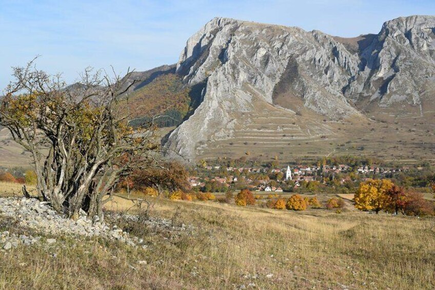 Rimetea & Coltesti fortress hike (1 day, from Cluj-Napoca)