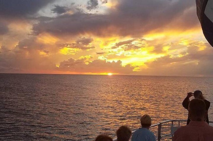 Sunset & Dolphin Catamaran Cruise in Panama City Beach