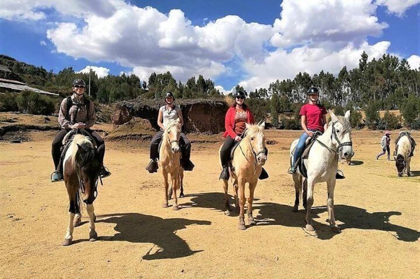 HORSEBACK RIDING MYSTIC TOUR (Temple of the Moon and Chacan Mountain)