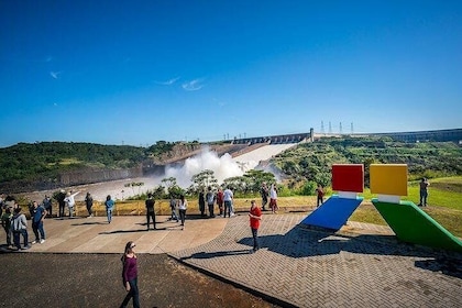 Itaipu Dam & City Tour Gran Meliá Iguazú Exklusiv privat rundtur