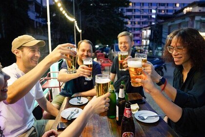 Excursión nocturna a Bangkok Bar Hopping en Siam 