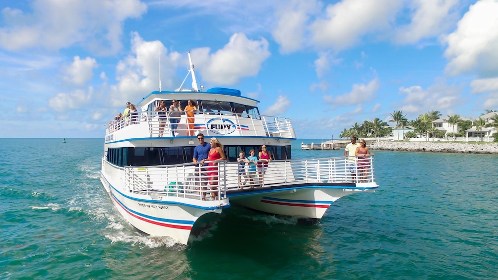 glass boat tour miami